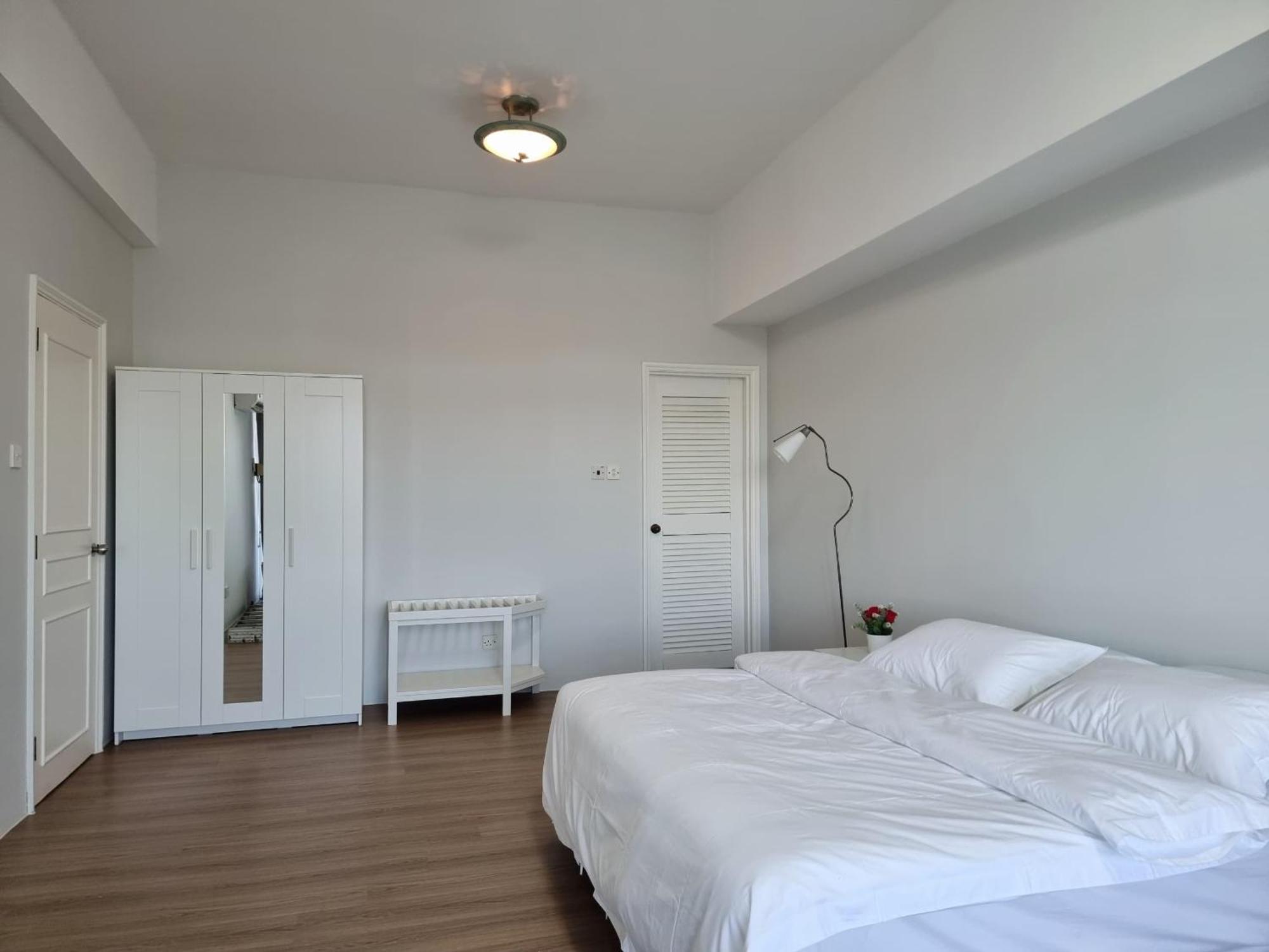 Cozzzy Hut Riverbank Suites Kuching With Spectacular River View Eksteriør bilde